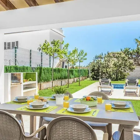Cala'n Blanes Sleeps 7 Pool Air Con Wifi *