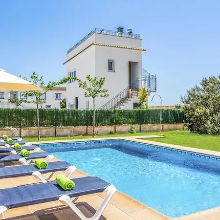 Cala'n Blanes Sleeps 7 Pool Air Con Wifi Villa